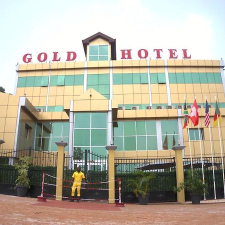 Gold Hotel Bafang Exteriör bild